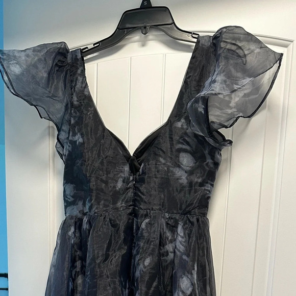 Lulus dress - Picture 5 of 6